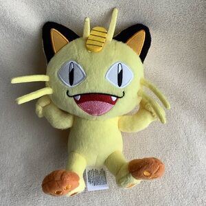 TOMY Pokemon Yellow Meowth Plush Cat 2016 Stuffed Animal 8 inch Toy